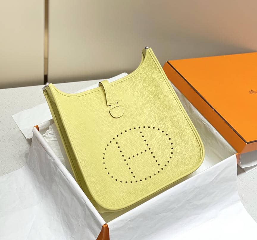 Evelyne29cm-19